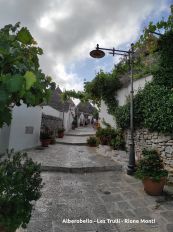 20230927_Alberobello_45.jpg